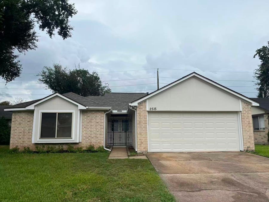 Property photo for 2515 Old Fort Road, Sugar Land, TX