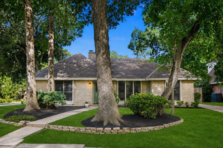 Property photo for 3811 Honey Brook Drive, Houston, TX