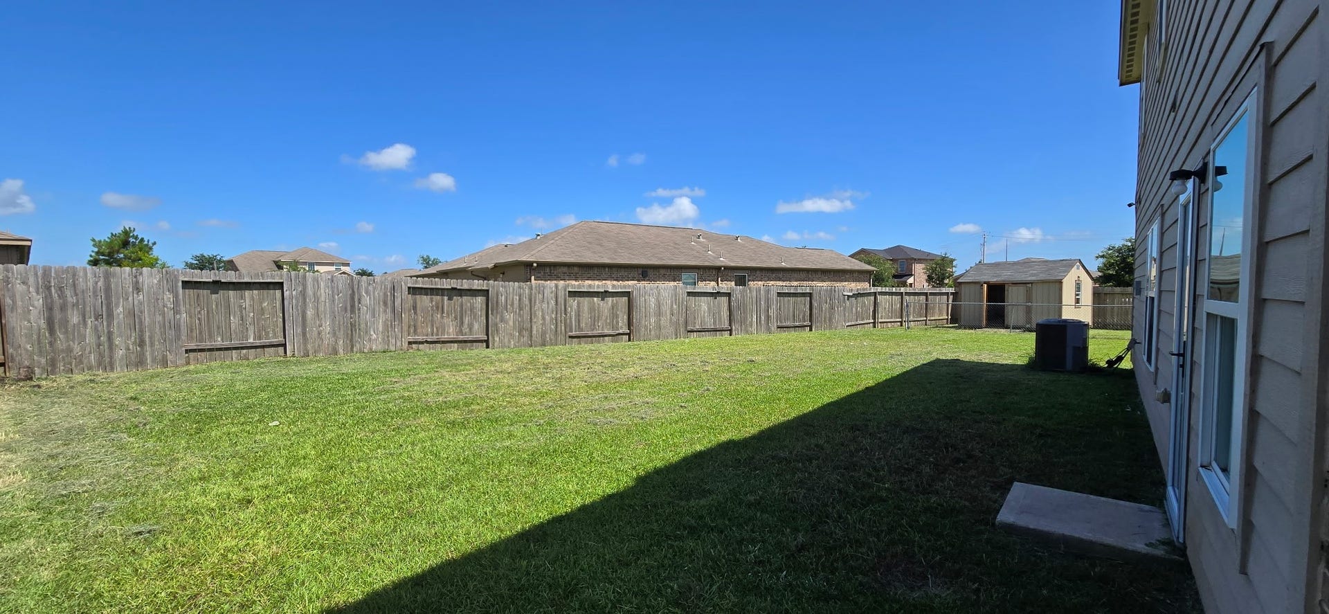 2318 Oyster Bay Avenue, La Marque, TX 77568 2318 Oyster Bay Avenue, La Marque, TX 77568