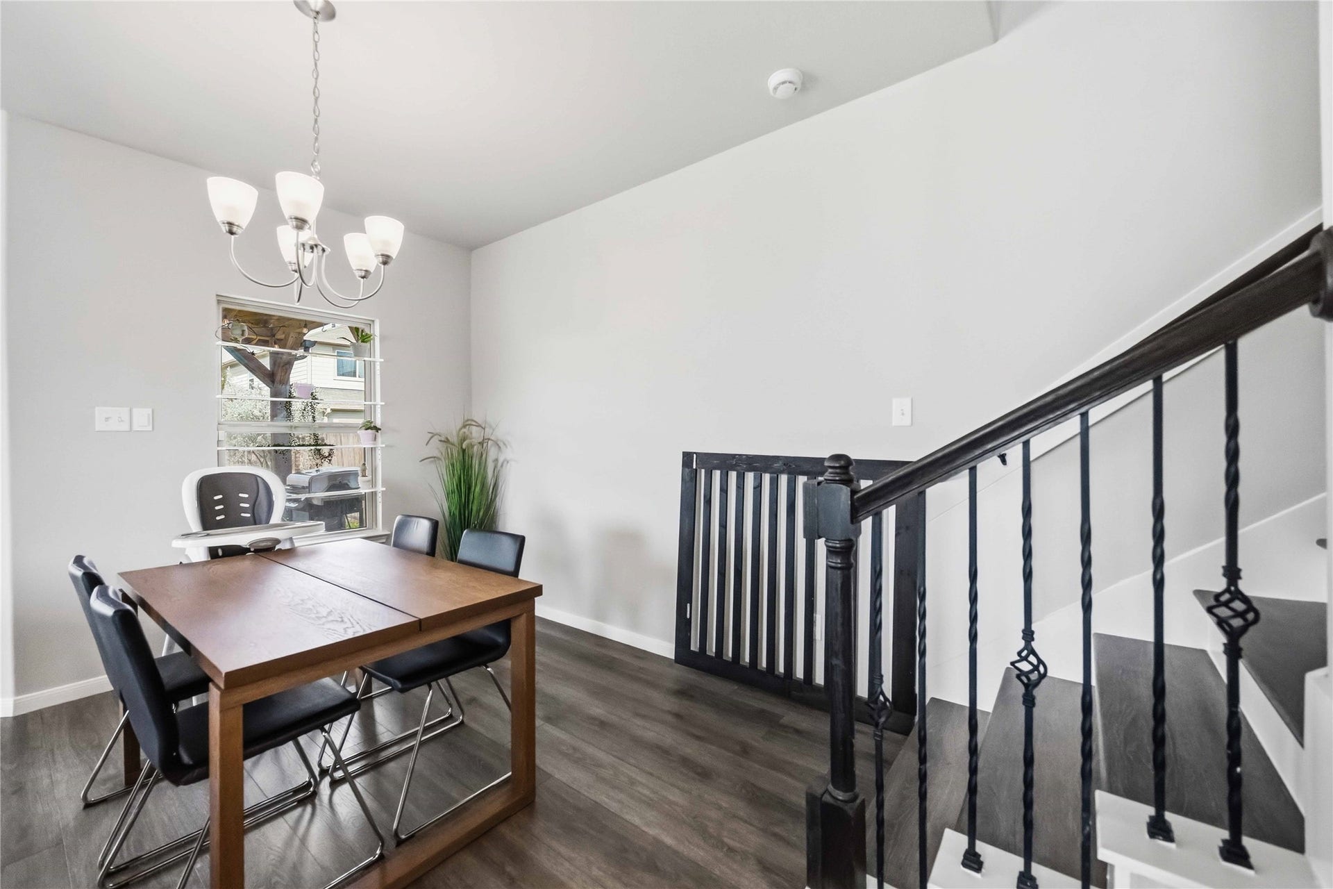 6425 Macroom Meadows Lane, Houston, TX 77048 6425 Macroom Meadows Lane, Houston, TX 77048
