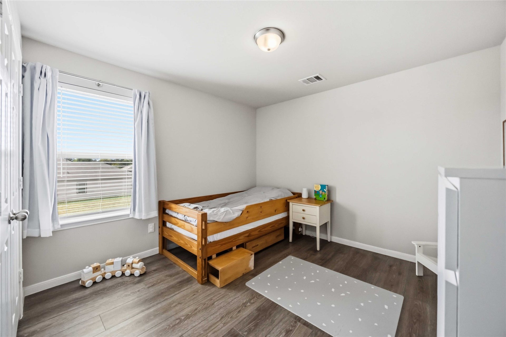 6425 Macroom Meadows Lane, Houston, TX 77048 Bedroom#3
