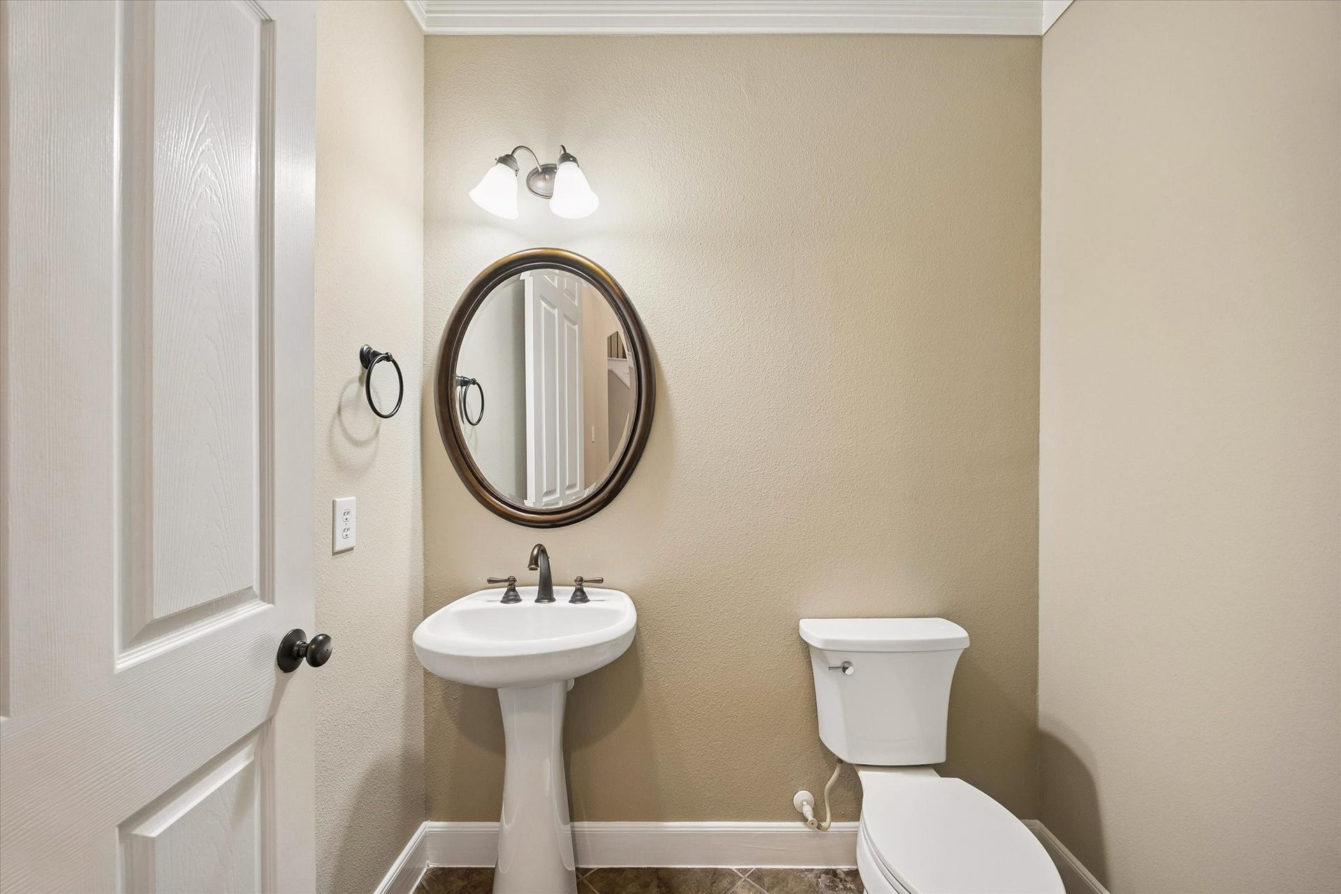 18715 N Thomas Shore Drive, Cypress, TX 77433 Downstairs half bath