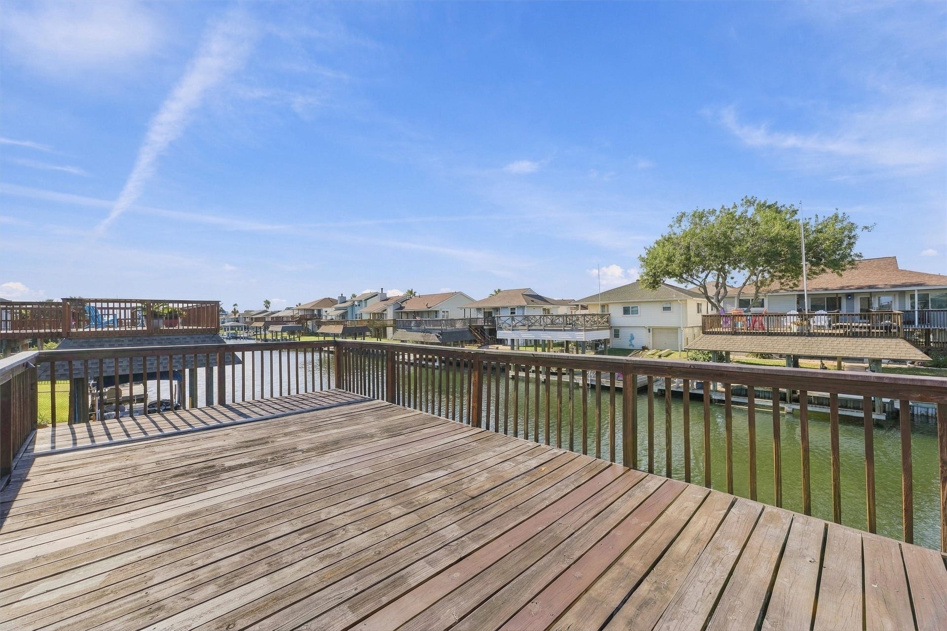 1031 Redfish Street, Bayou Vista, TX 77563 1031 Redfish Street, Bayou Vista, TX 77563