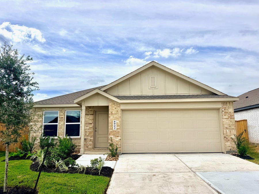 Property photo for 6902 Sleepy Orange Court, Needville, TX