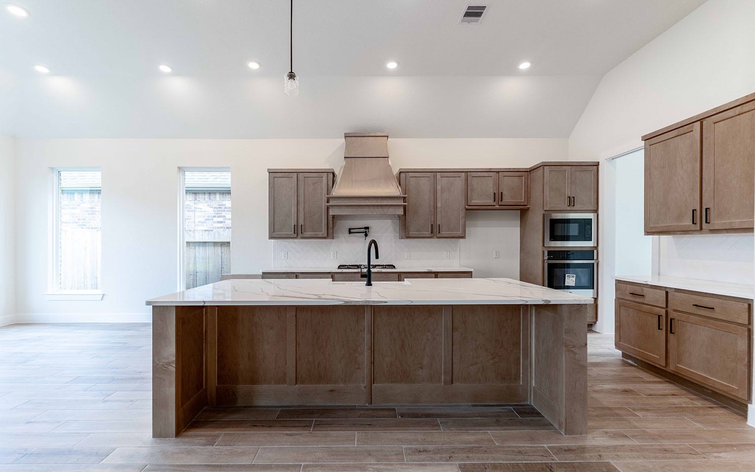 707 Western Holly, League City, TX 77573 707 Western Holly, League City, TX 77573