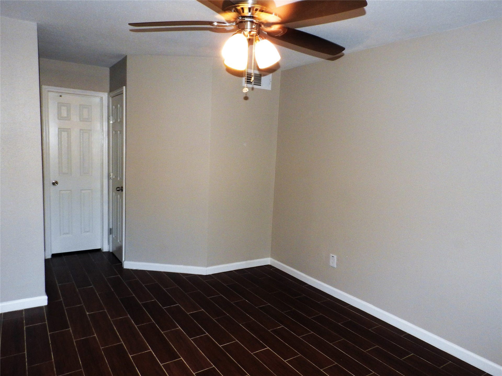 708 Memorial Mews Street, #C, Houston, TX 77079 Master Bedroom