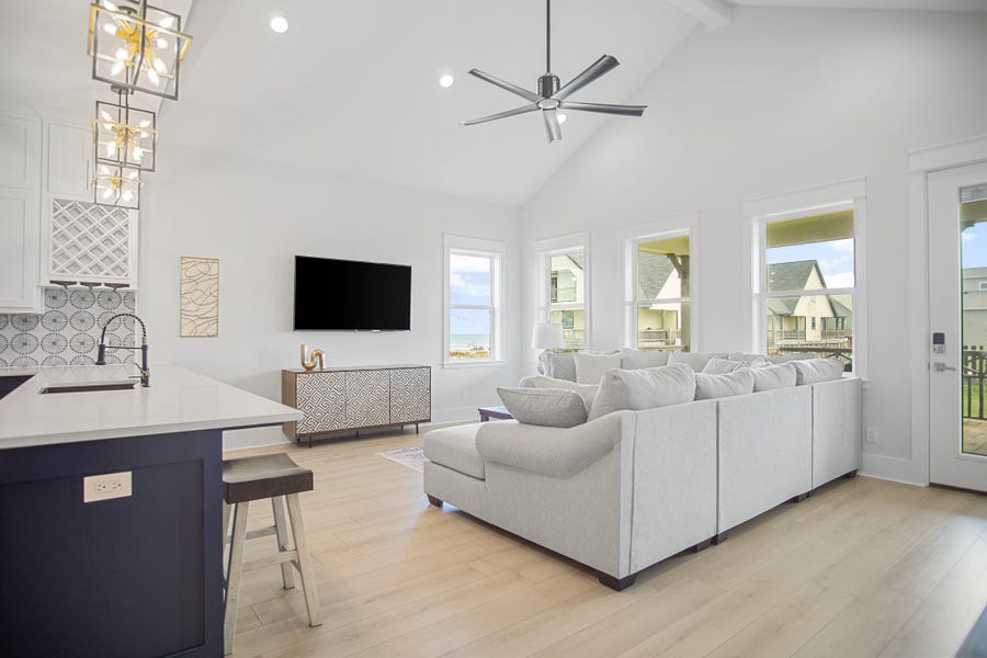 Property photo for 1834 Redfish Lane, Crystal Beach, TX