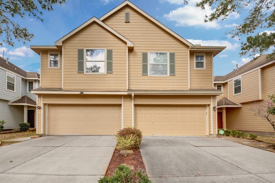 Property photo for 5723 Vinemont Lane, Houston, TX