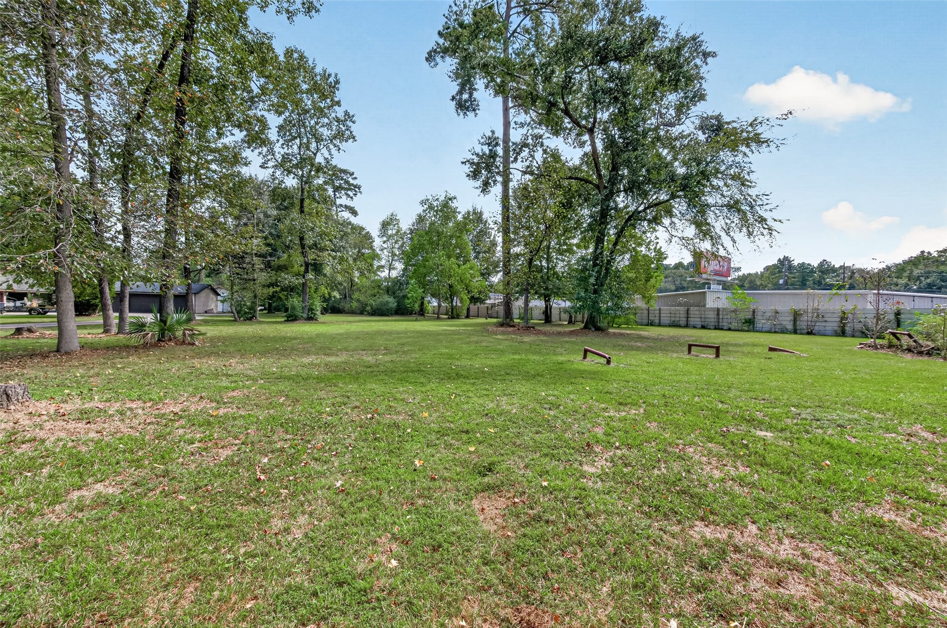 15257 N Saddlewood Drive, Conroe, TX 77384