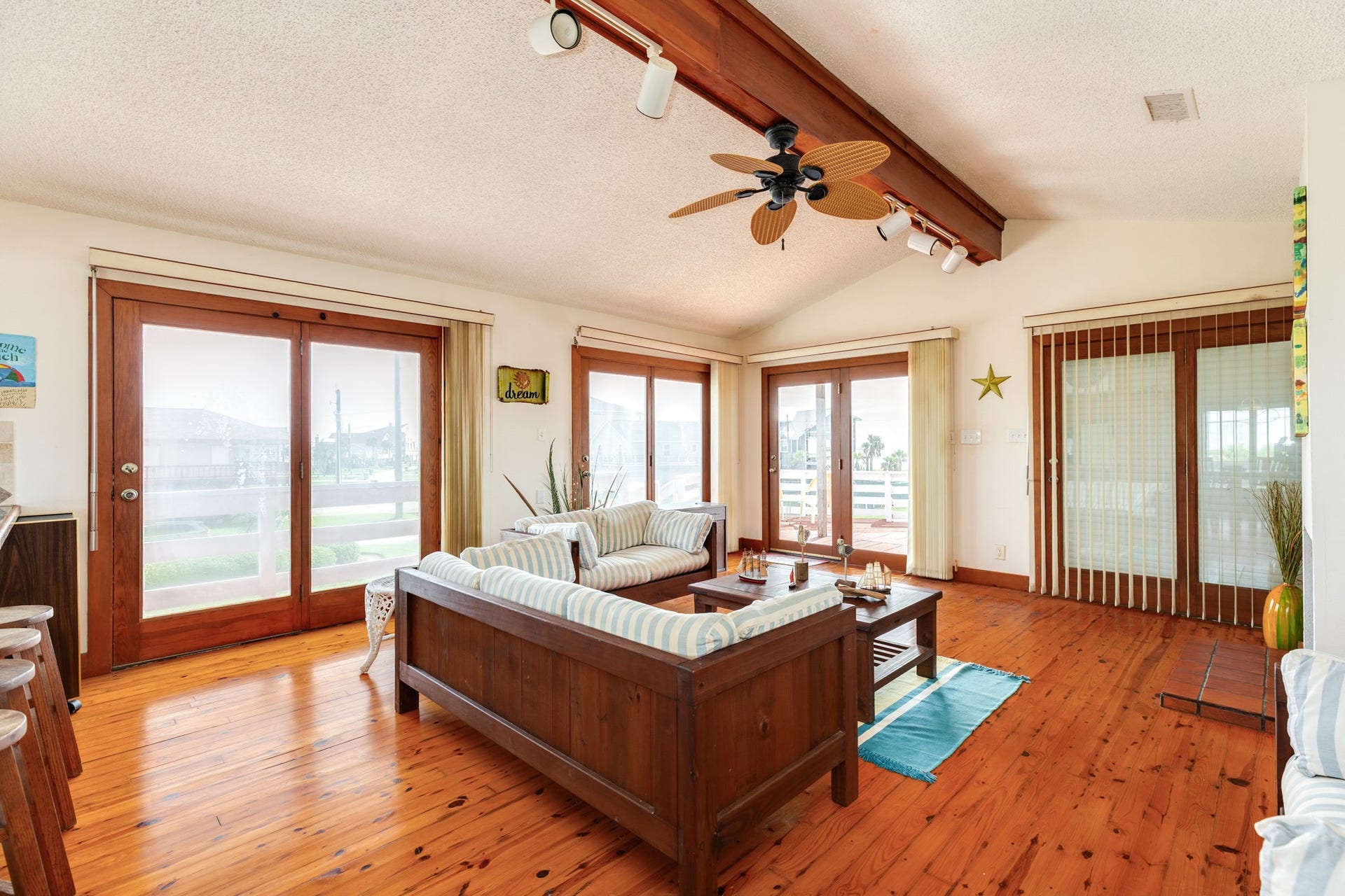 12524 W Ventura Drive, Galveston, TX 77554 12524 W Ventura Drive, Galveston, TX 77554