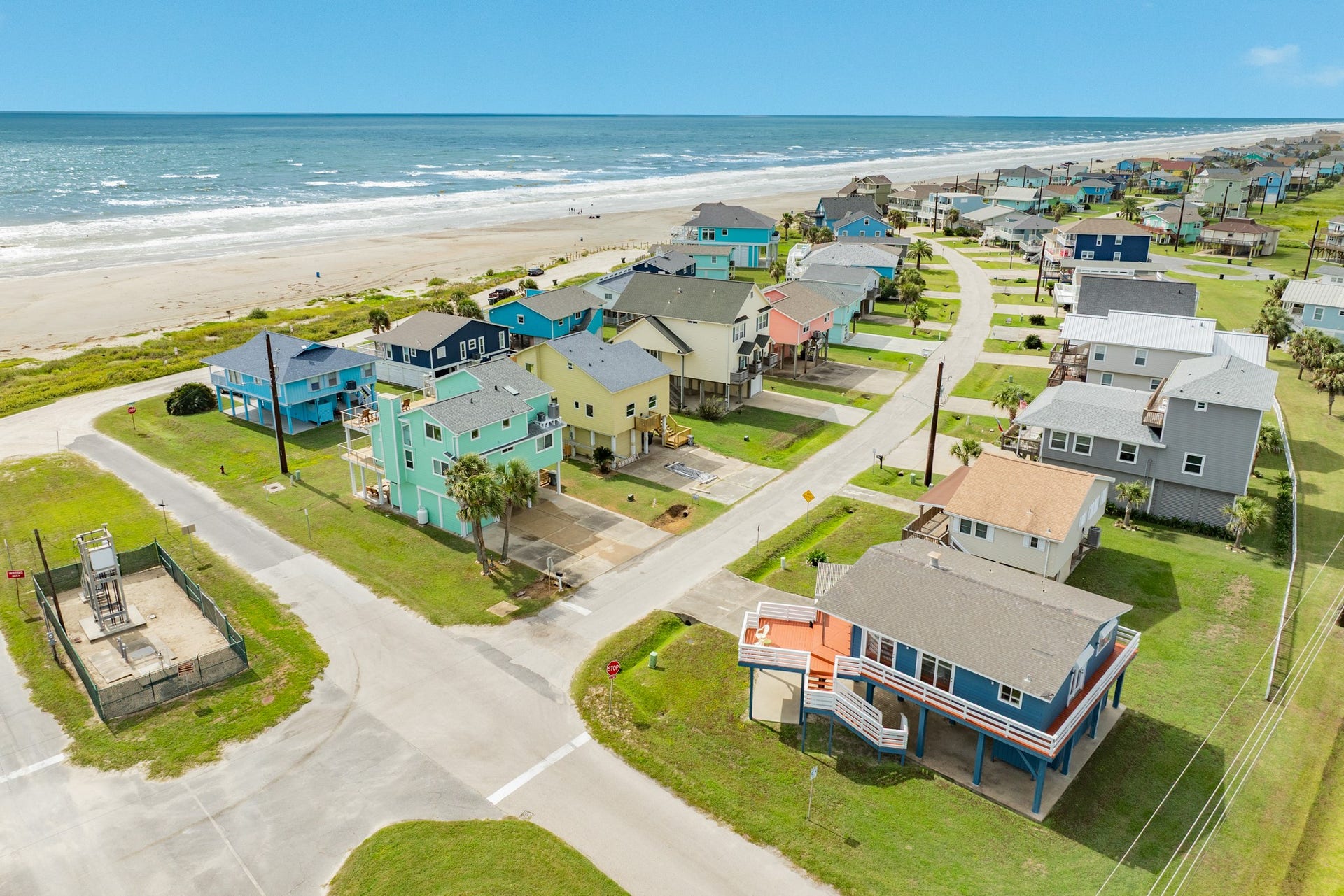 12524 W Ventura Drive, Galveston, TX 77554 12524 W Ventura Drive, Galveston, TX 77554