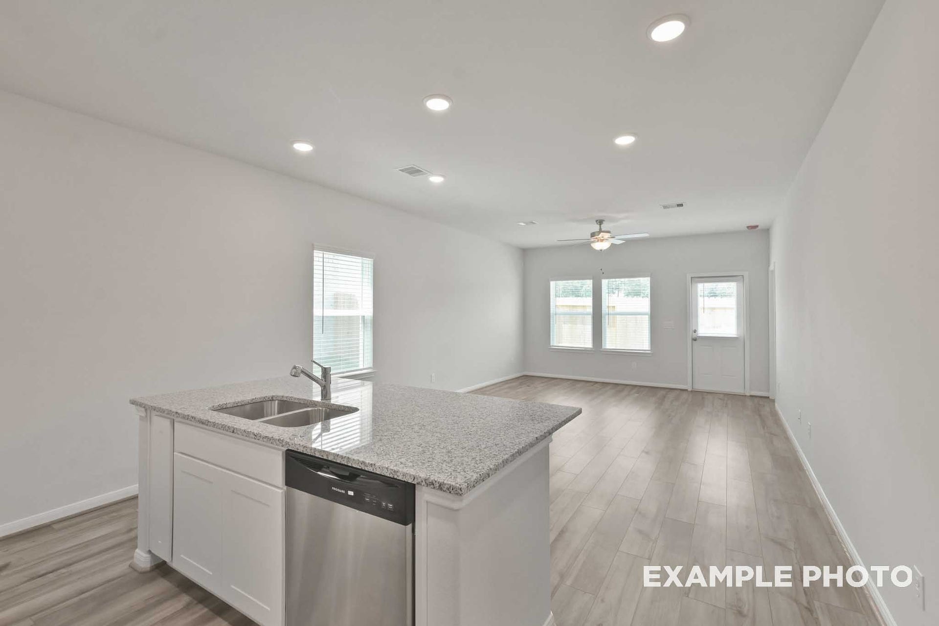 2120 South Canopy Crossing Circle, Conroe, TX 77301 2120 South Canopy Crossing Circle, Conroe, TX 77301