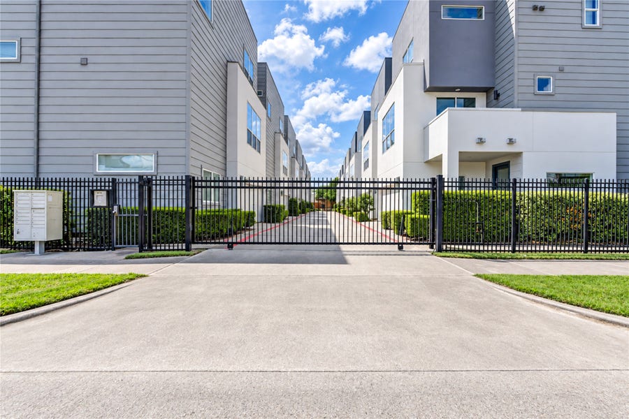 Property photo for 2234 Leeland Street, Houston, TX