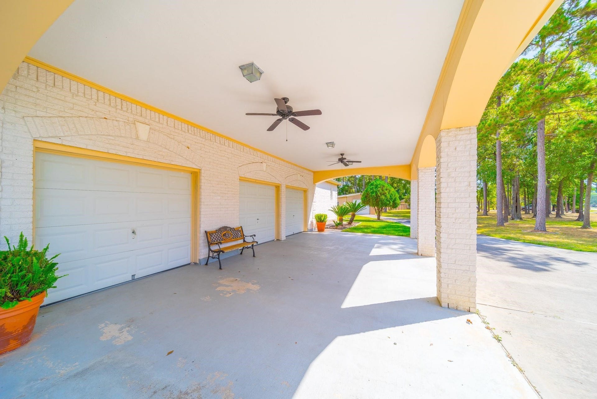 22951 Colorado Drive, Porter, TX 77365 22951 Colorado Drive, Porter, TX 77365