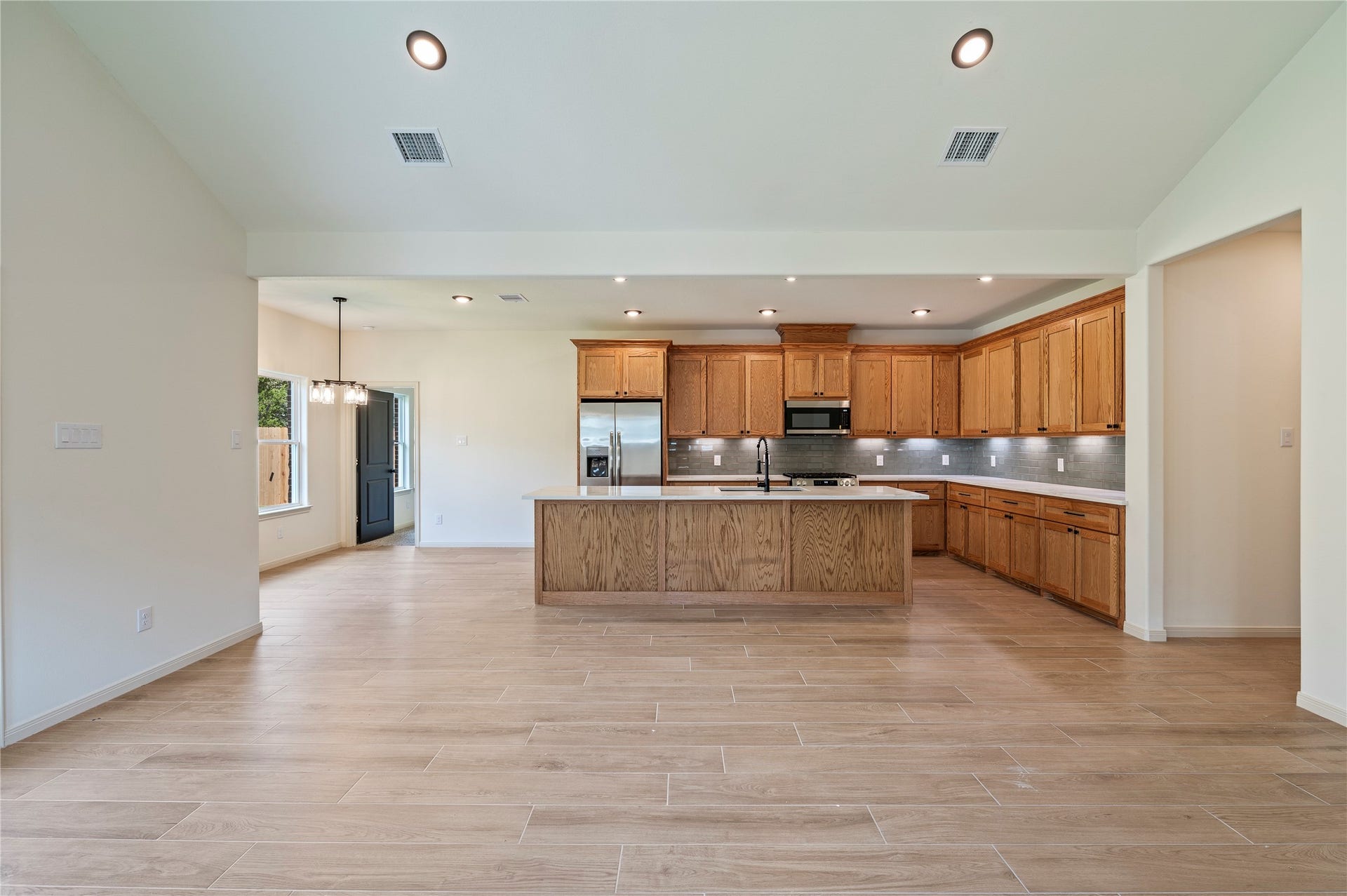 3926 Bur Oak Drive, Santa Fe, TX 77517 3926 Bur Oak Drive, Santa Fe, TX 77517