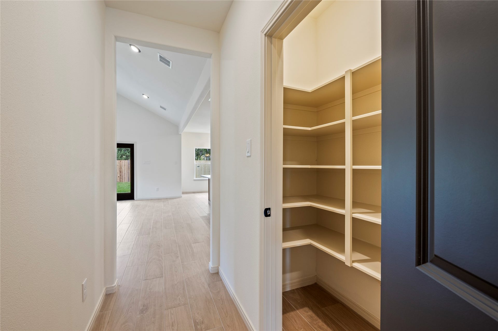 3926 Bur Oak Drive, Santa Fe, TX 77517 3926 Bur Oak Drive, Santa Fe, TX 77517