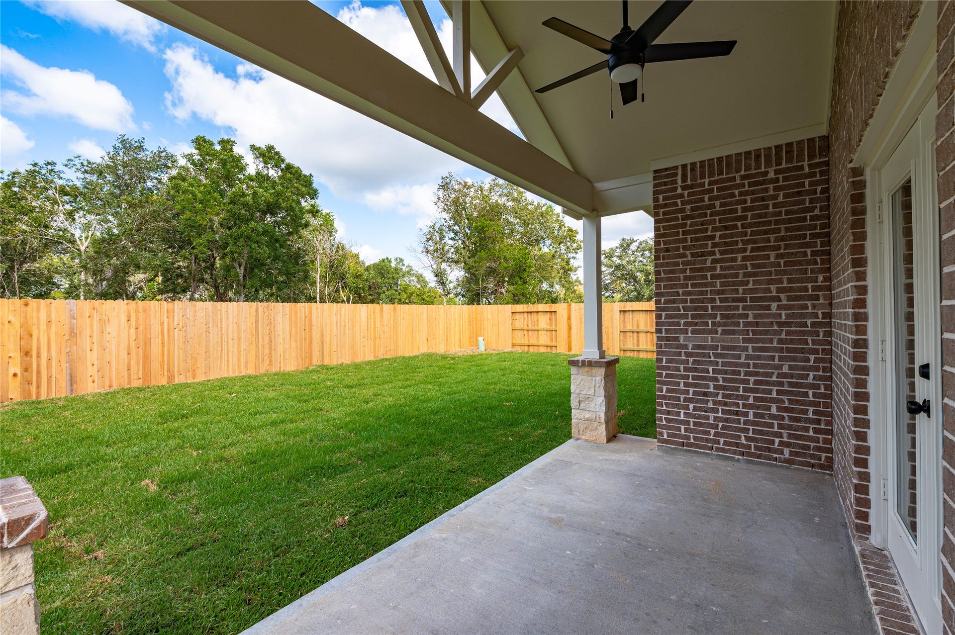 3926 Bur Oak Drive, Santa Fe, TX 77517 3926 Bur Oak Drive, Santa Fe, TX 77517