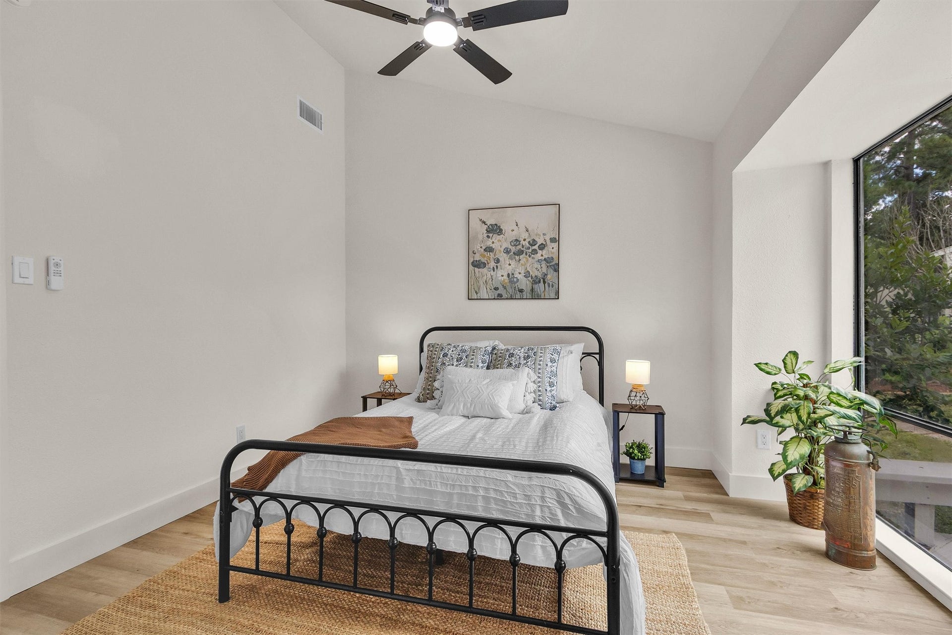 33 April Village, Montgomery, TX 77356 33 April Village, Montgomery, TX 77356