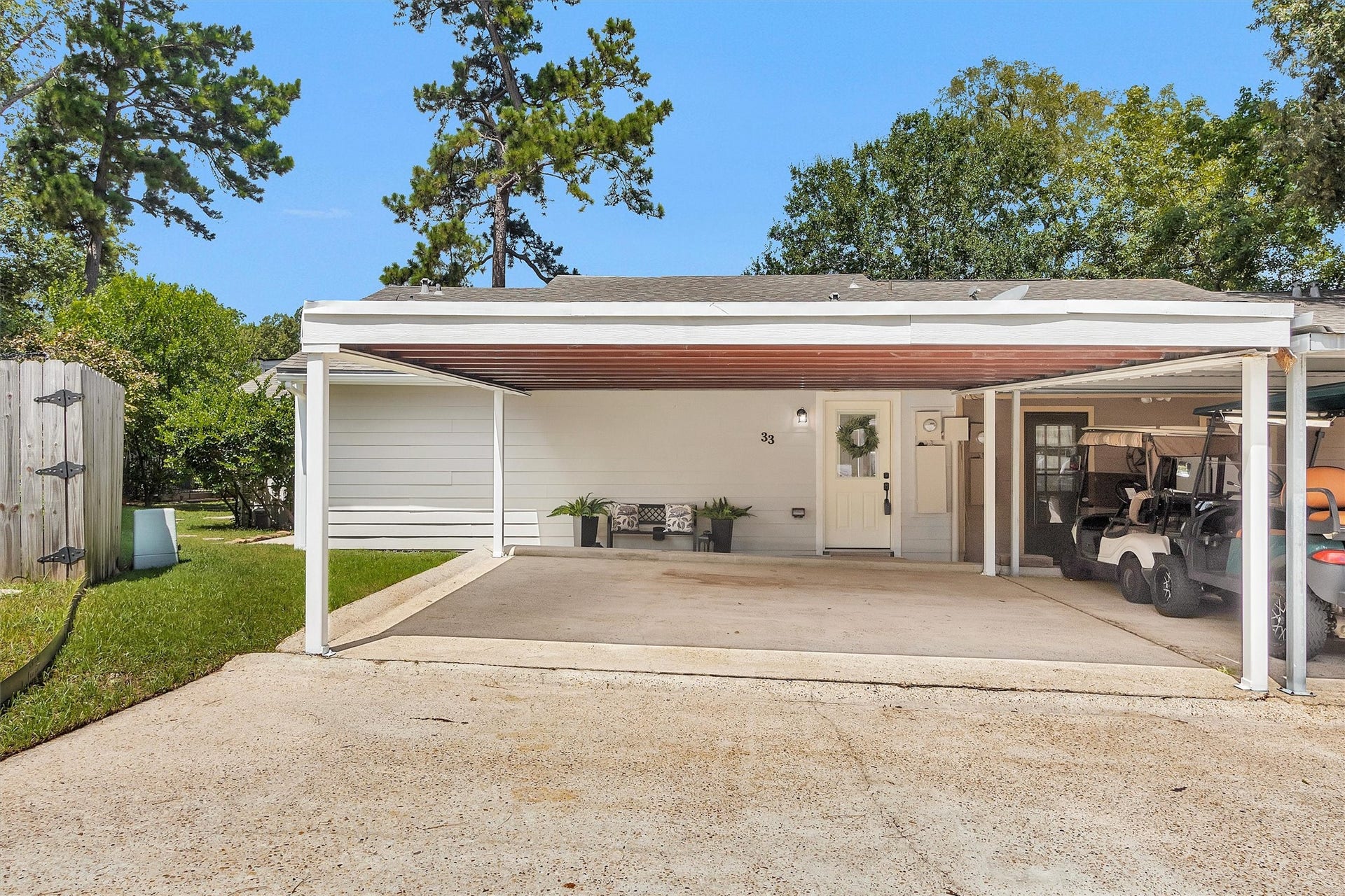 33 April Village, Montgomery, TX 77356 33 April Village, Montgomery, TX 77356