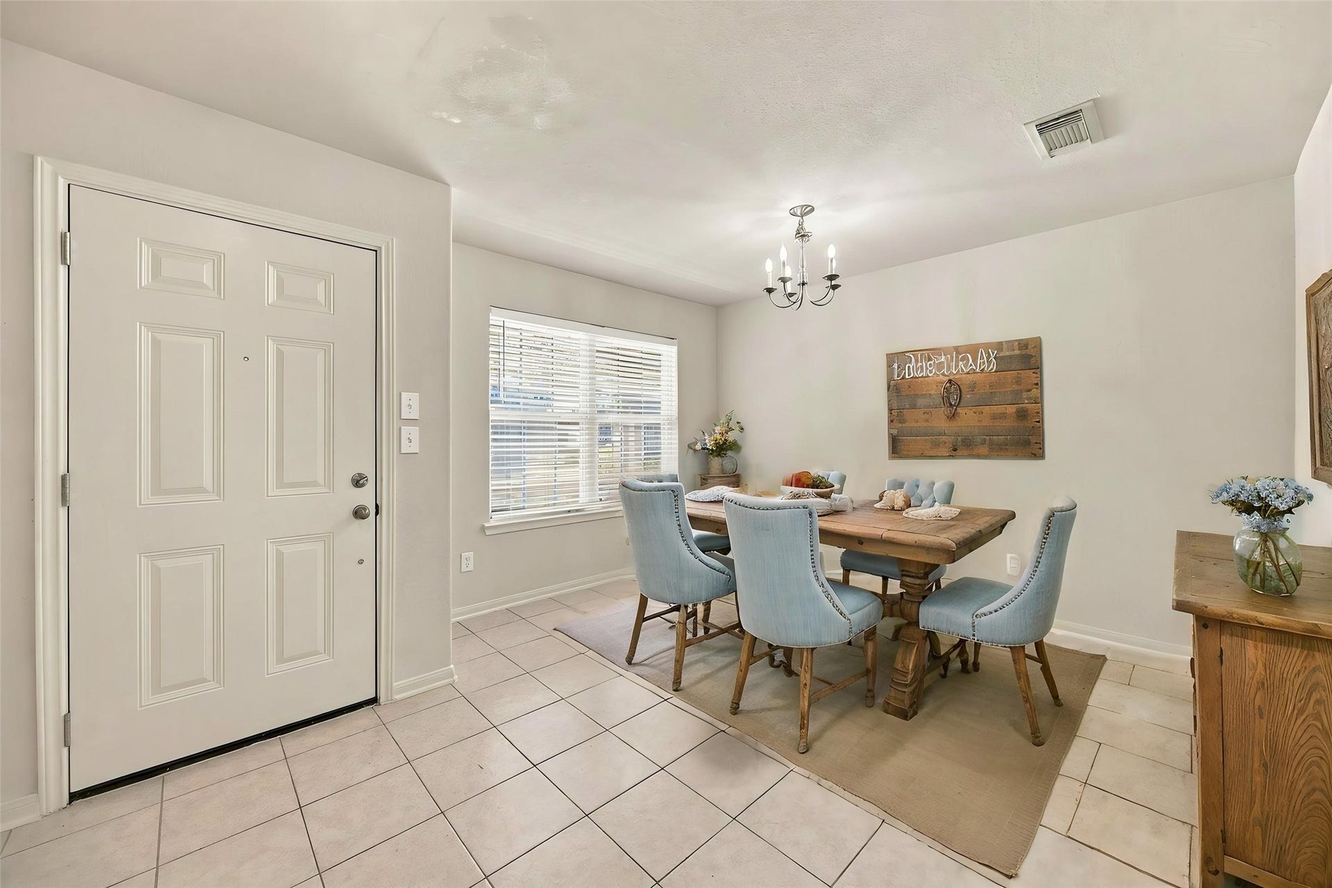 18114 Surrey Lake Lane, Richmond, TX 77407 Digital staging furniture