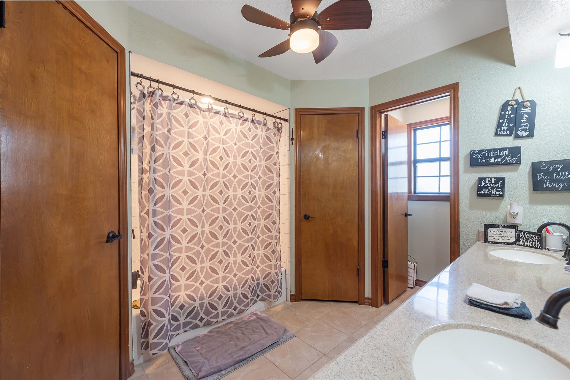 1014 Ginger Street, Santa Fe, TX 77517 1014 Ginger Street, Santa Fe, TX 77517