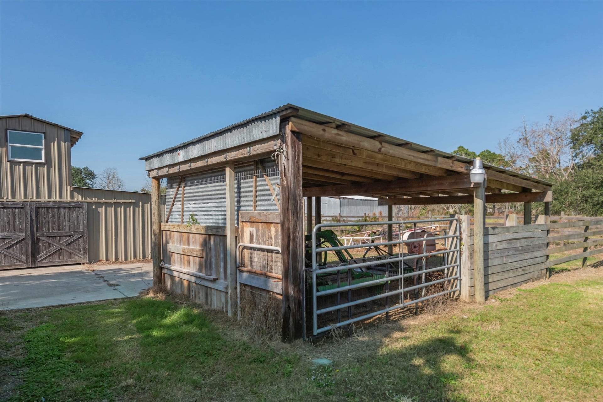 1014 Ginger Street, Santa Fe, TX 77517 1014 Ginger Street, Santa Fe, TX 77517