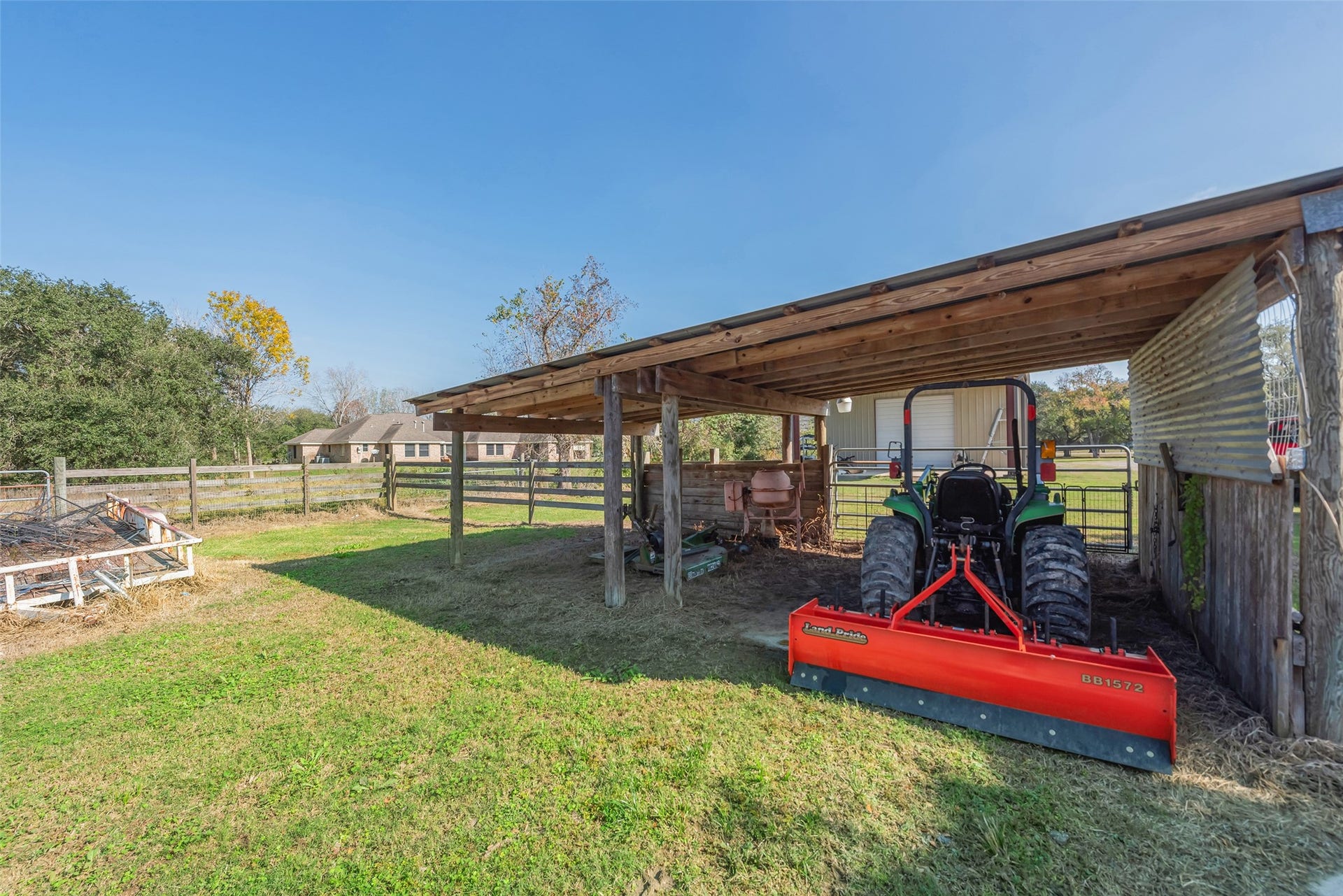 1014 Ginger Street, Santa Fe, TX 77517 1014 Ginger Street, Santa Fe, TX 77517