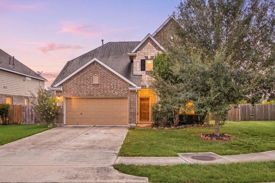 Property photo for 3515 Curley Maple Drive, Pearland, TX