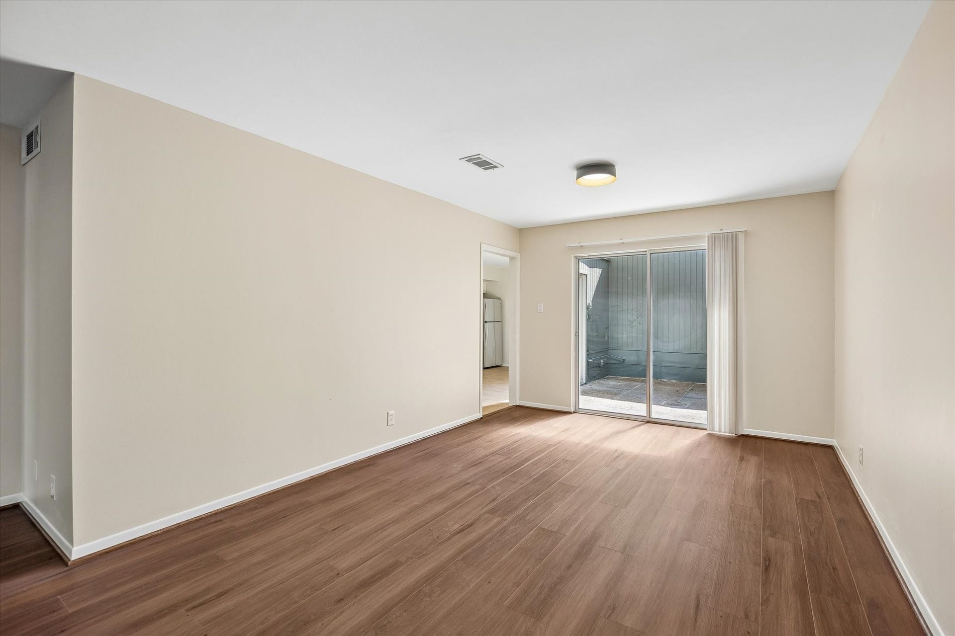 2909 Bissonnet Street, West University Place, TX 77005
