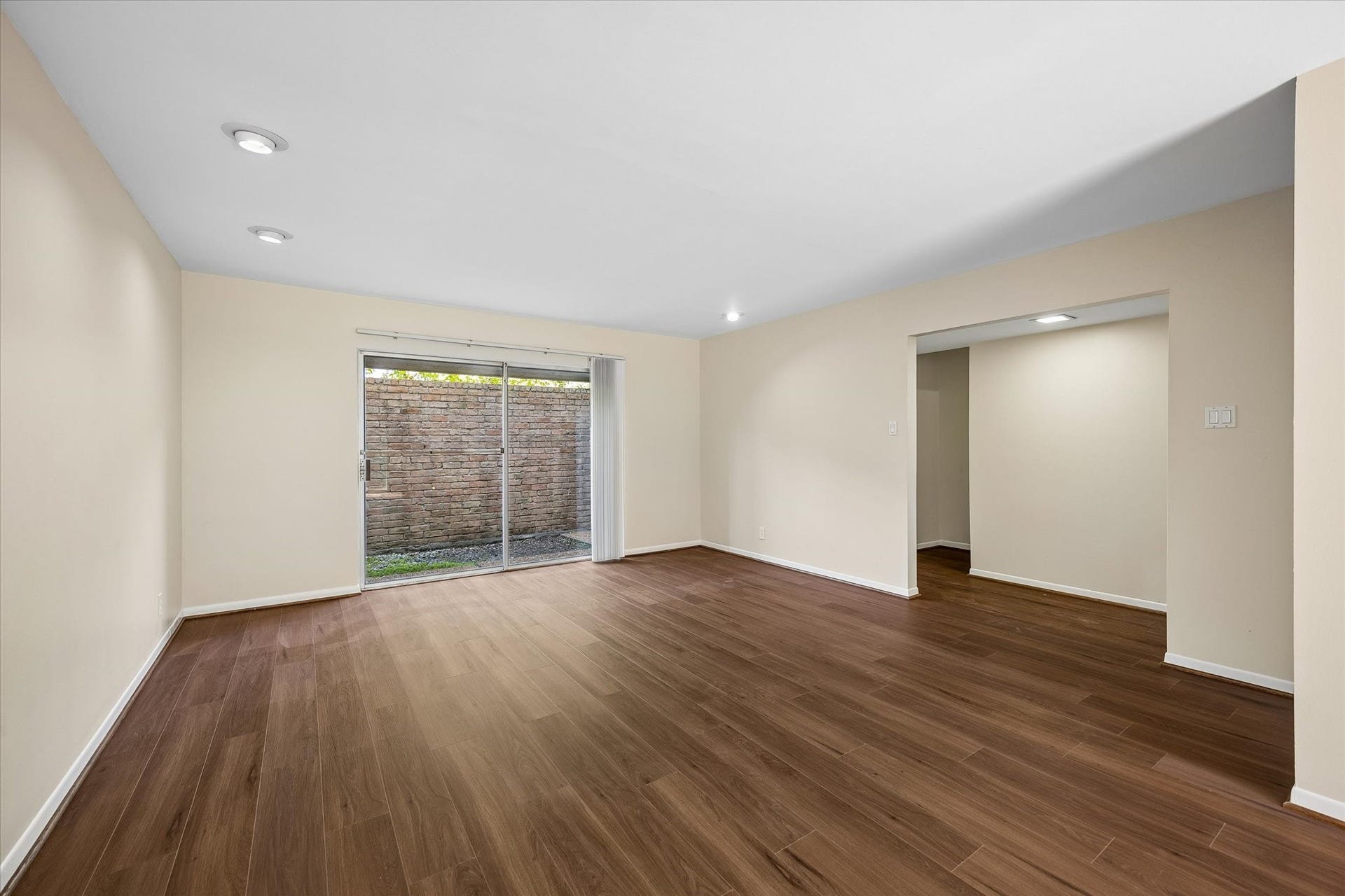 2909 Bissonnet Street, West University Place, TX 77005
