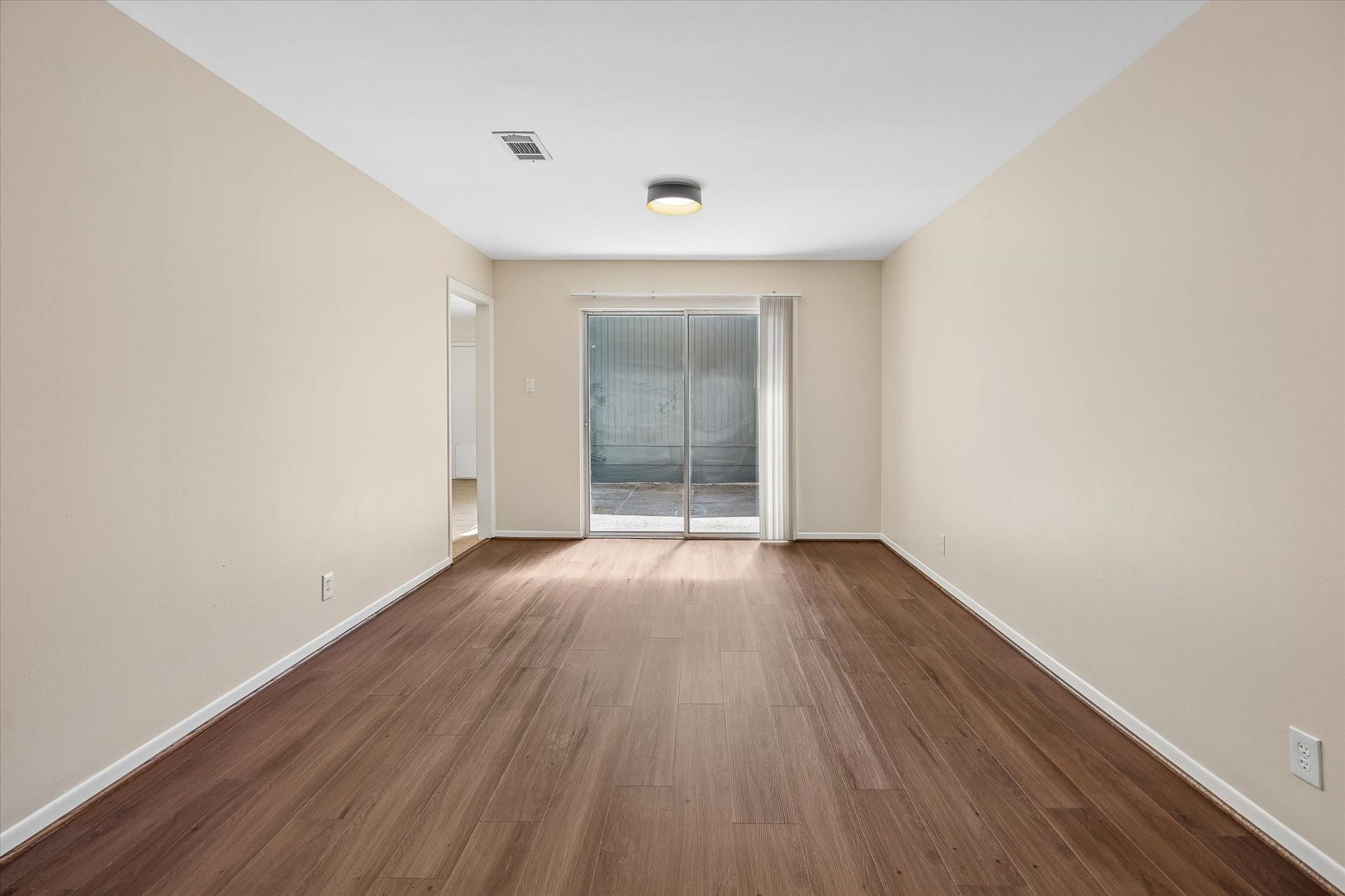 2909 Bissonnet Street, West University Place, TX 77005