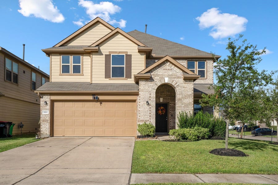 Property photo for 18802 Bailey Oaks Lane, Katy, TX