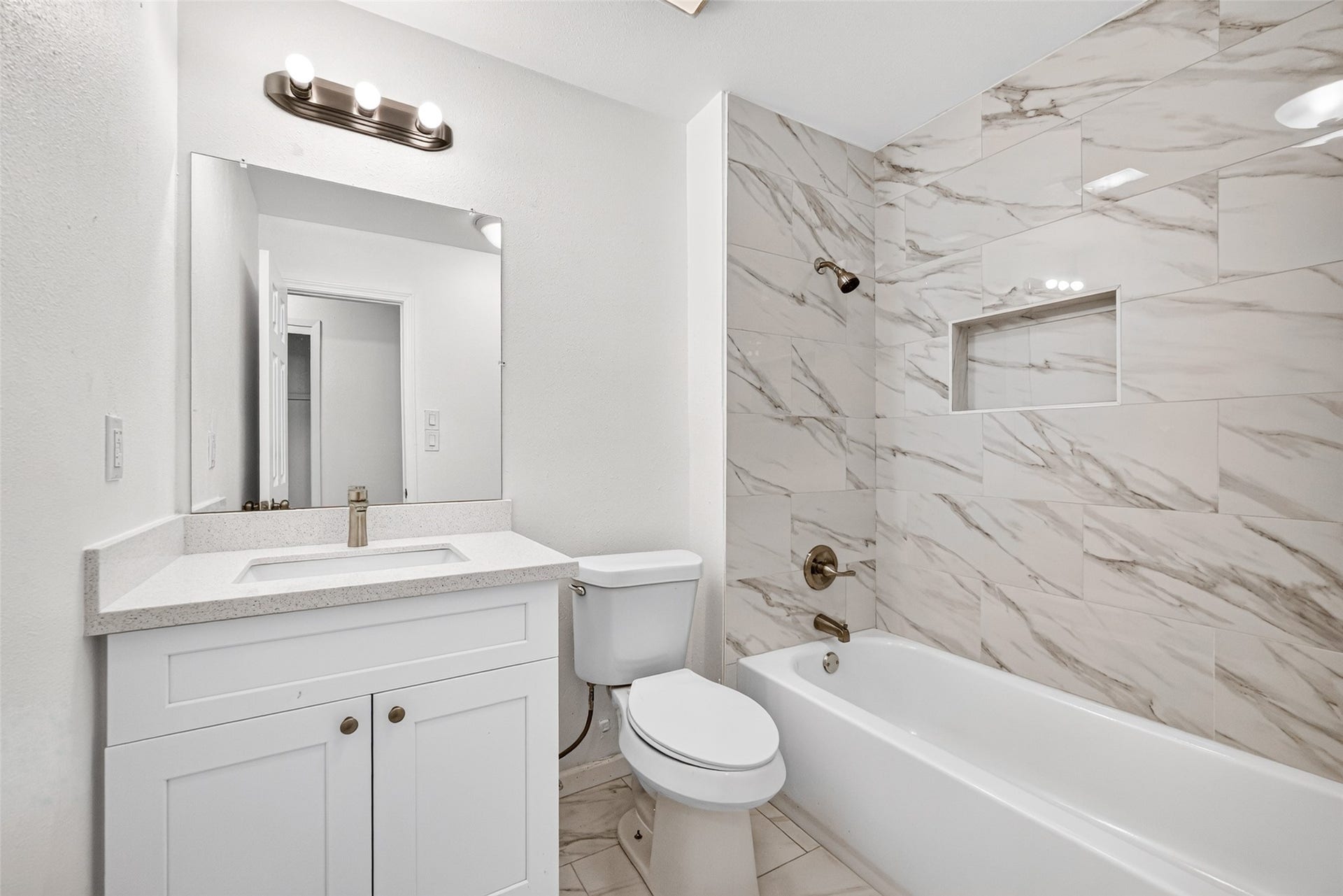 10906 Triola Lane, Houston, TX 77072 10906 Triola Lane, Houston, TX 77072