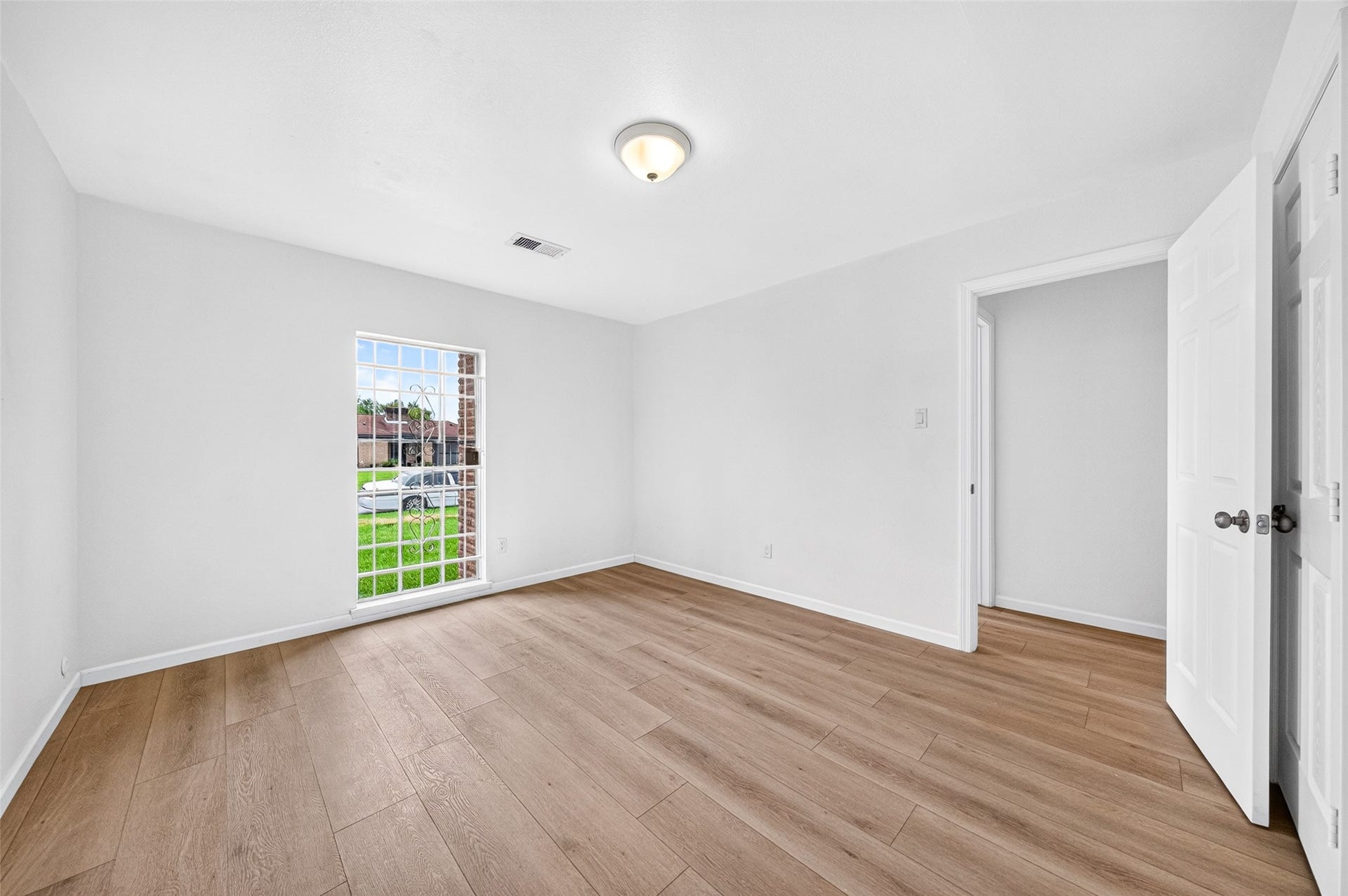 10906 Triola Lane, Houston, TX 77072 10906 Triola Lane, Houston, TX 77072