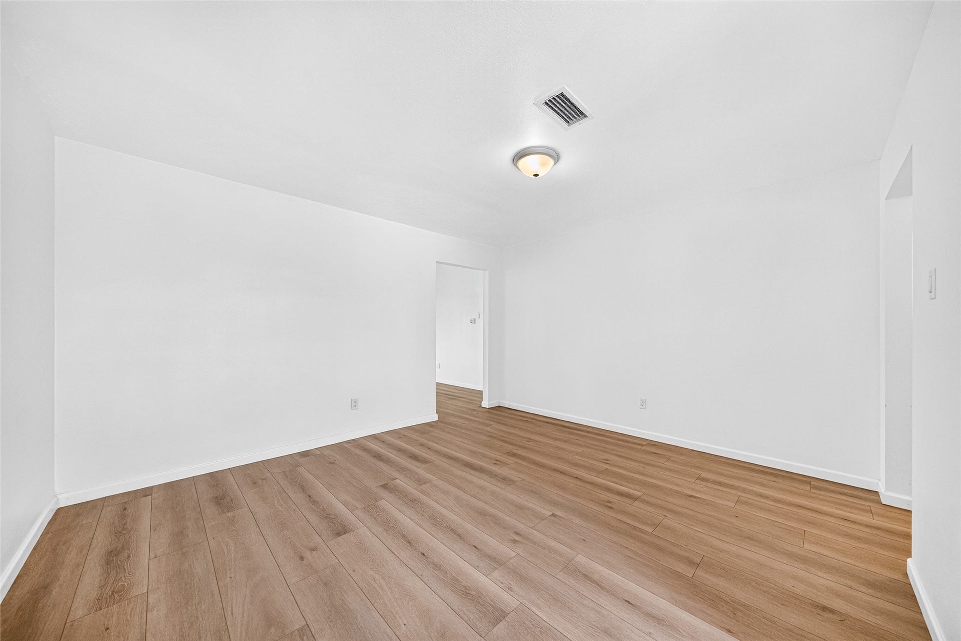 10906 Triola Lane, Houston, TX 77072 10906 Triola Lane, Houston, TX 77072