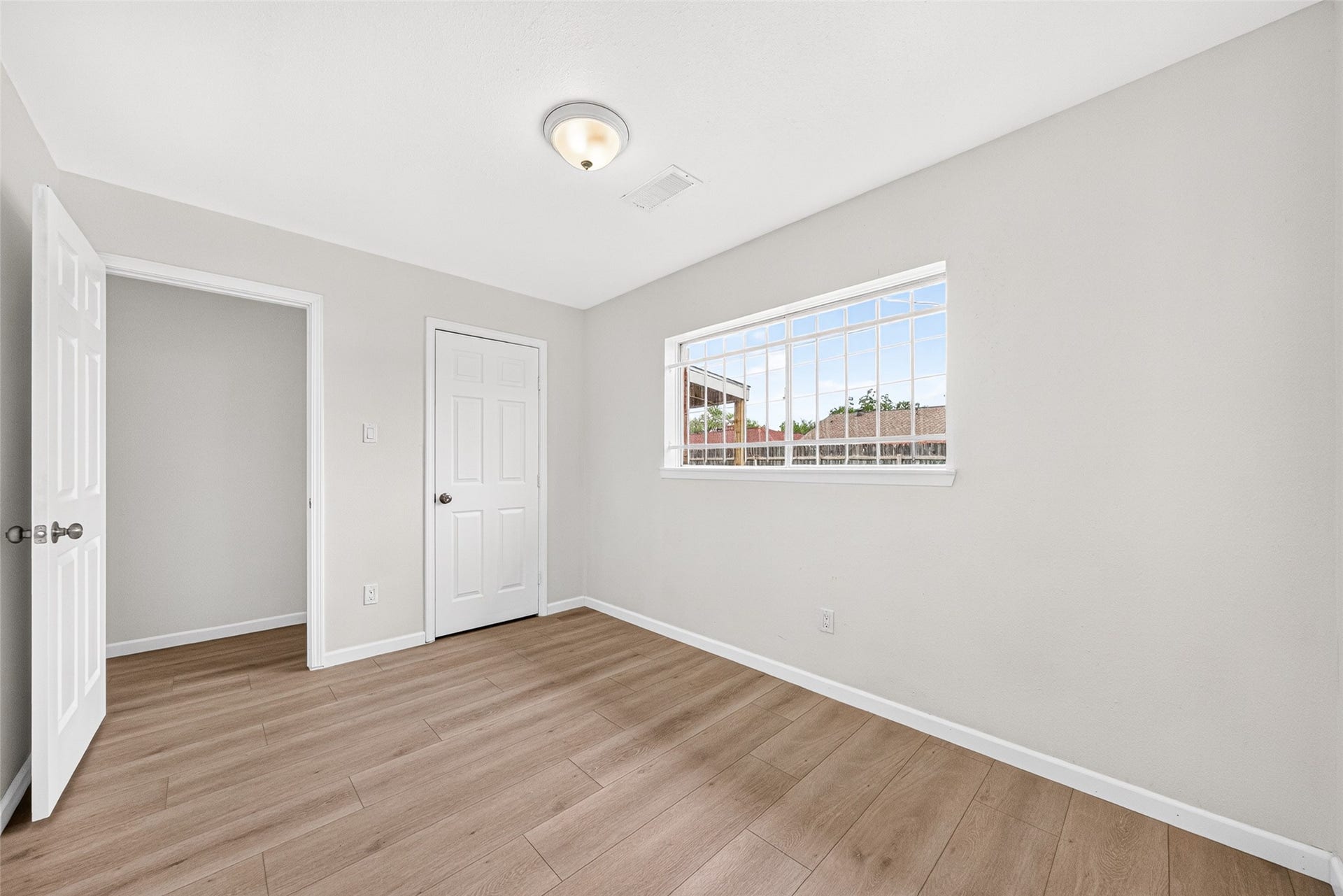 10906 Triola Lane, Houston, TX 77072 10906 Triola Lane, Houston, TX 77072