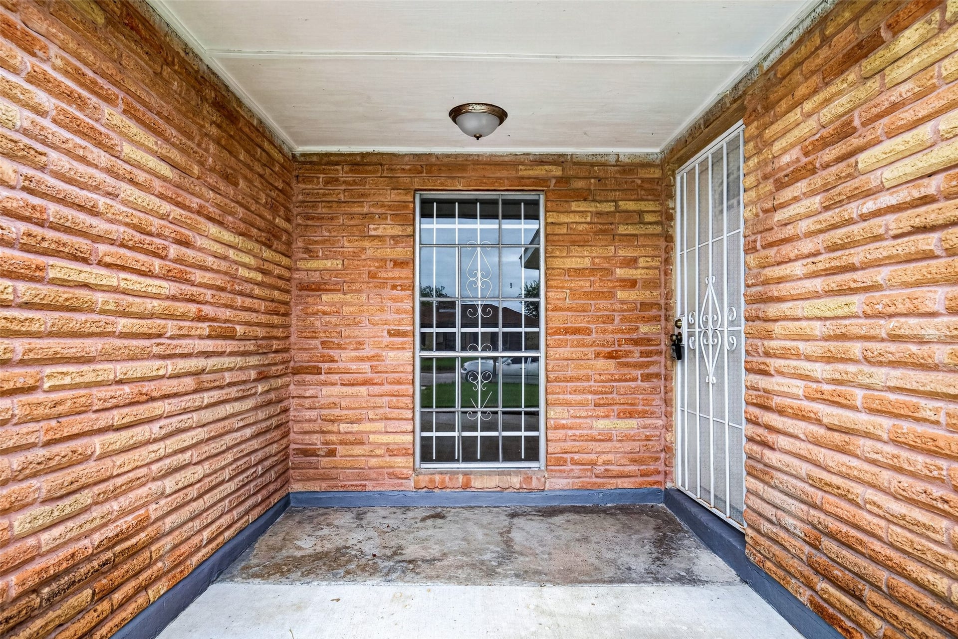 10906 Triola Lane, Houston, TX 77072 10906 Triola Lane, Houston, TX 77072
