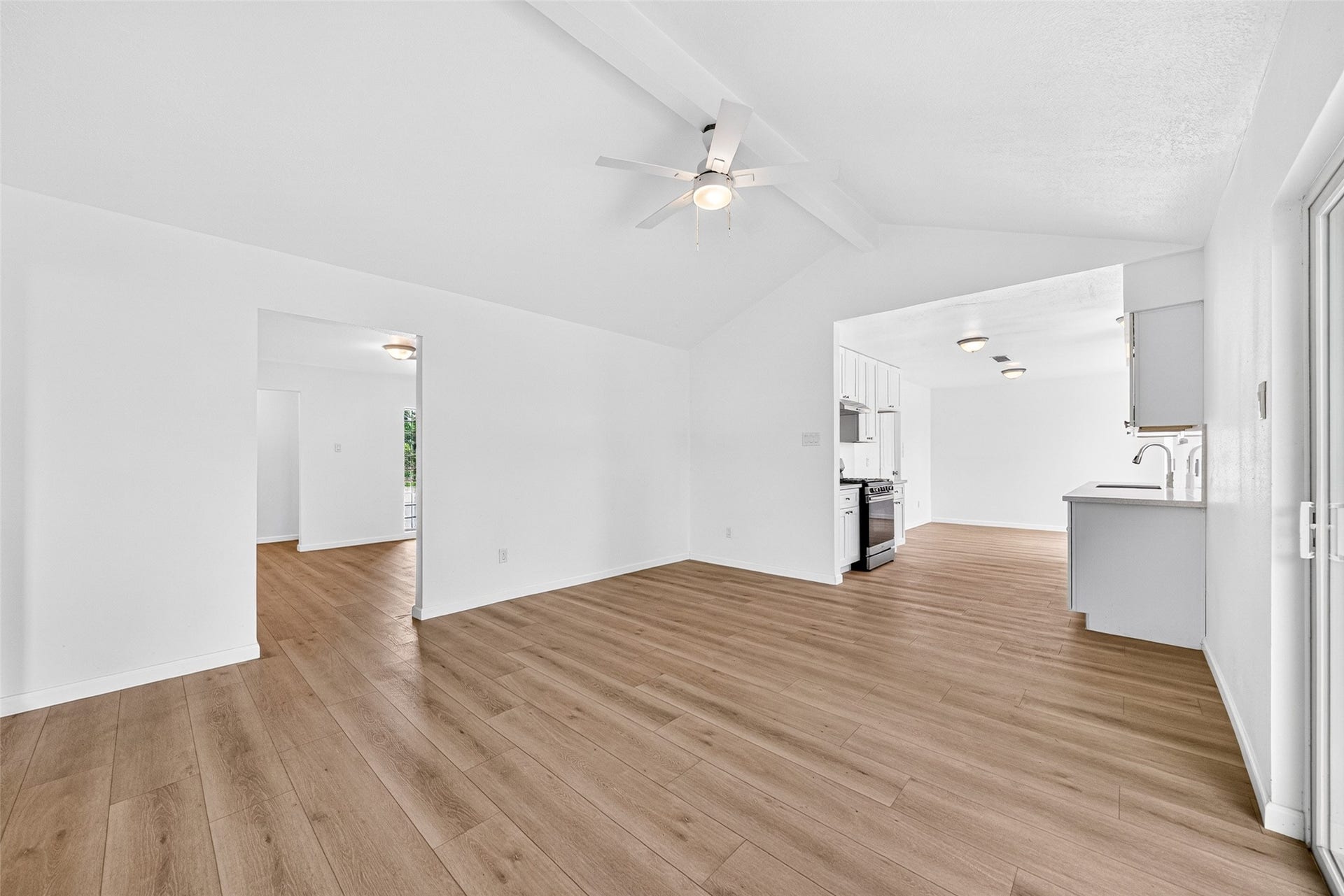 10906 Triola Lane, Houston, TX 77072 10906 Triola Lane, Houston, TX 77072