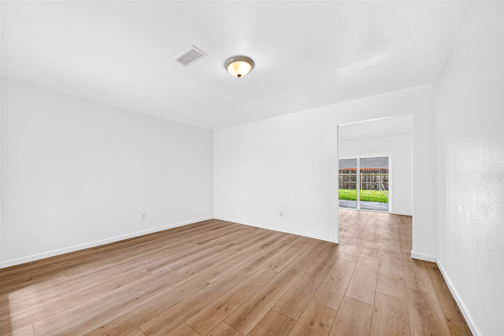 10906 Triola Lane, Houston, TX 77072 10906 Triola Lane, Houston, TX 77072