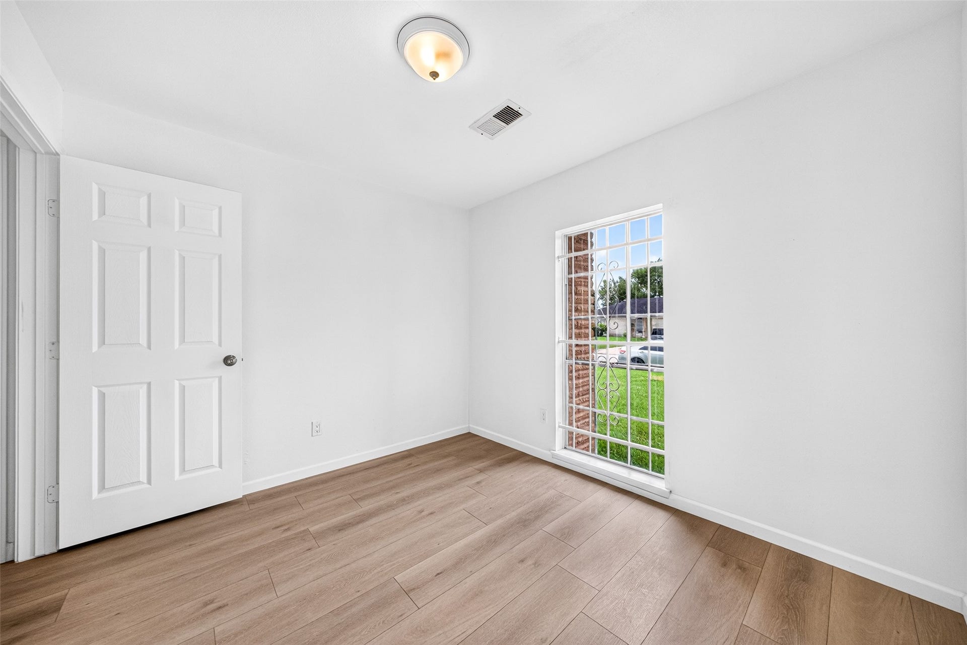 10906 Triola Lane, Houston, TX 77072 10906 Triola Lane, Houston, TX 77072
