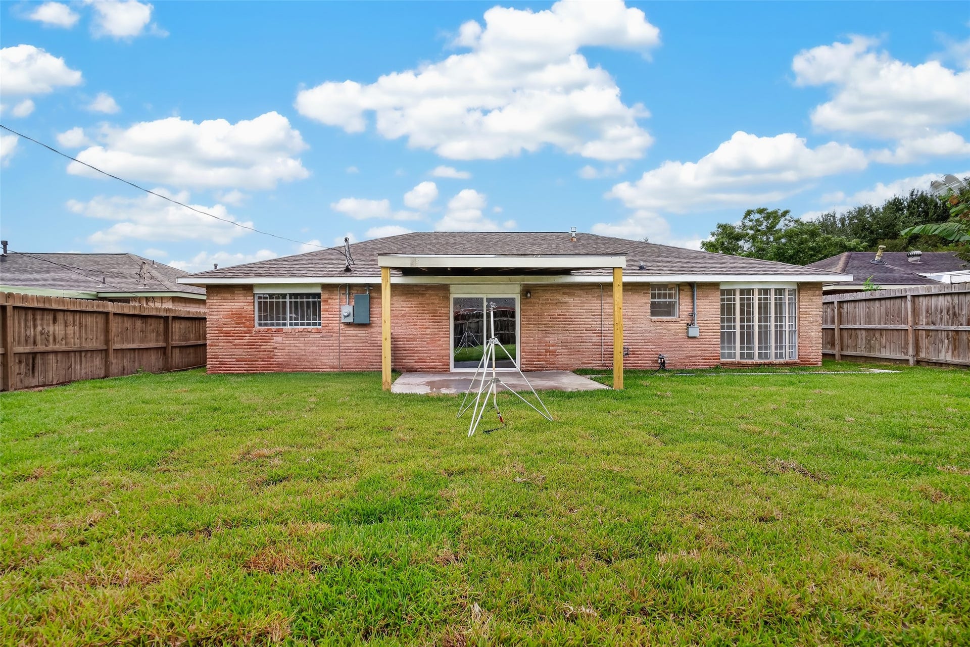 10906 Triola Lane, Houston, TX 77072 10906 Triola Lane, Houston, TX 77072