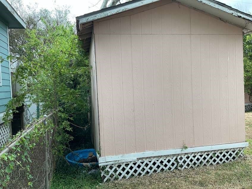 1315 52nd Street, Galveston, TX 77551 1315 52nd Street, Galveston, TX 77551