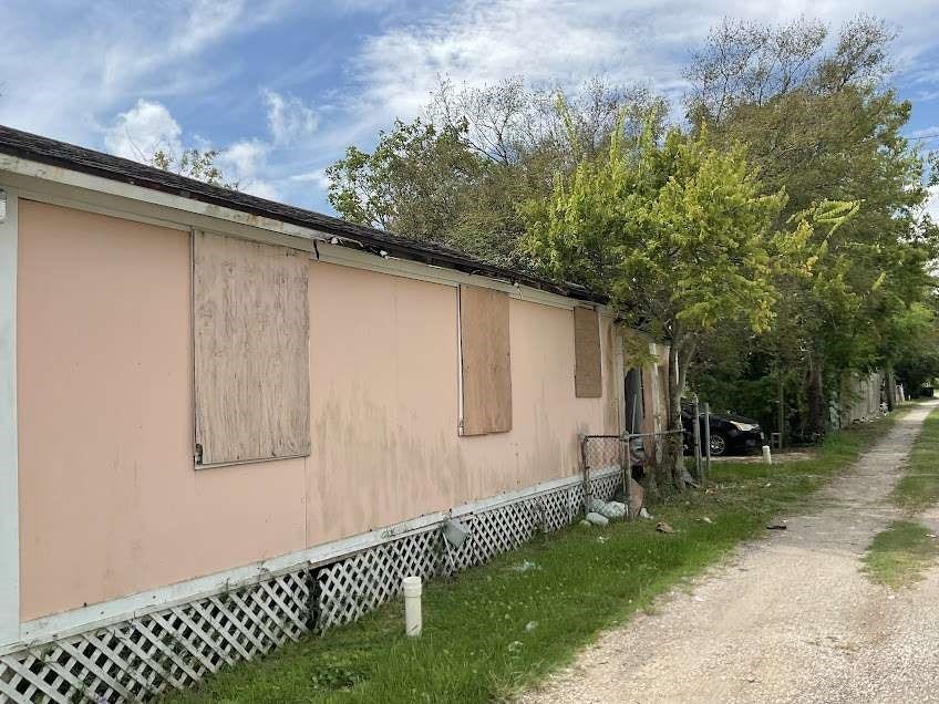 1315 52nd Street, Galveston, TX 77551 1315 52nd Street, Galveston, TX 77551