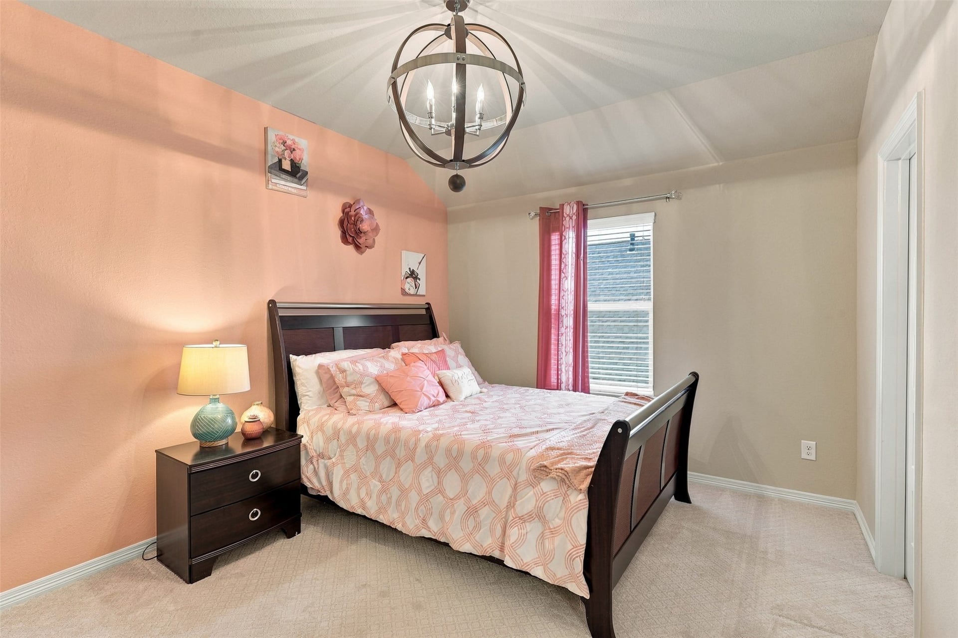 1719 Country Air Lane, Missouri City, TX 77459 A PRIVATE GUEST RETREAT THAT TRULY IMPRESSES! Tucked away in the LEFT WING of this magnificent home, completely separated from the other guest bedrooms, awaits a BEAUTIFUL GUEST SUITE designed for exceptional privacy and comfort! This wonderful retreat features a "SPACIOUS WALK-IN CLOSET" and its very own PRIVATE FULL BATHROOM! Perfect for welcoming overnight guests or providing a peaceful space for extended stays! What a FABULOUS FLOOR PLAN!