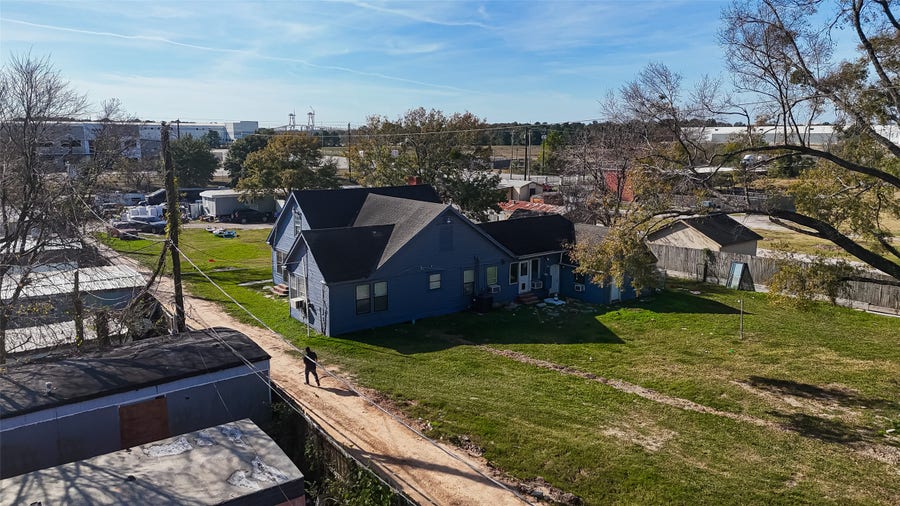 Property photo for 15627 Market Street, Channelview, TX