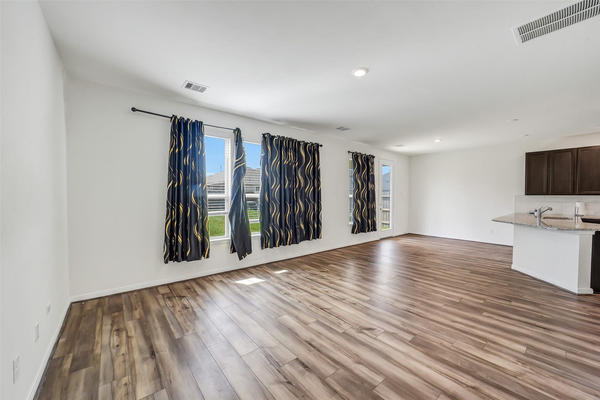 2844 Grand Anse Drive, Katy, TX 77493 2844 Grand Anse Drive, Katy, TX 77493