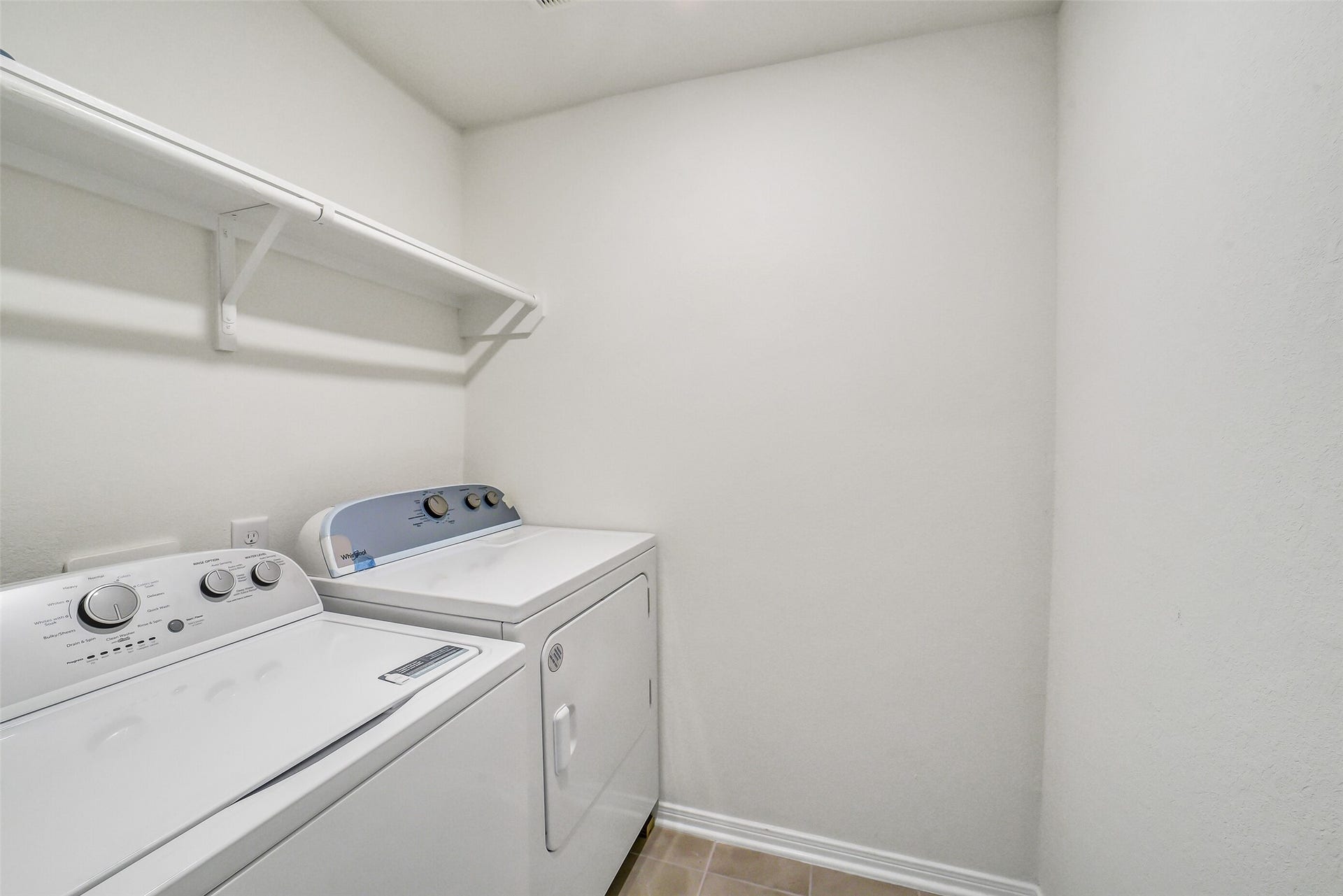 2844 Grand Anse Drive, Katy, TX 77493 2844 Grand Anse Drive, Katy, TX 77493