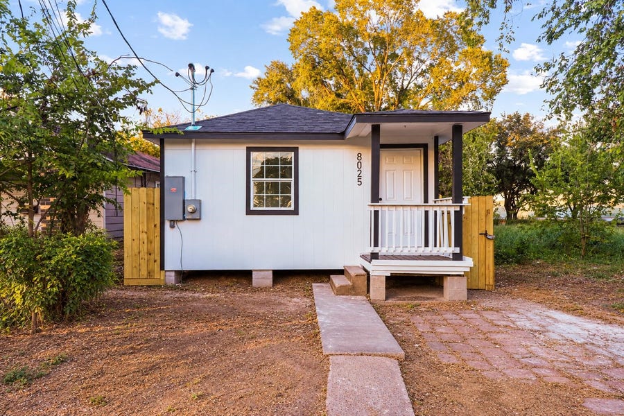 Property photo for 8025 Avenue E, Houston, TX