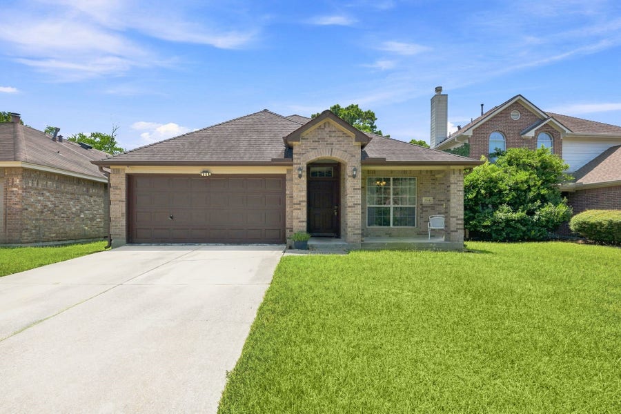 Property photo for 2514 Spring Dusk Lane, Spring, TX
