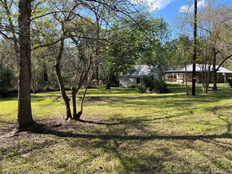 Property photo for 19995 Lakeway Lane, Montgomery, TX